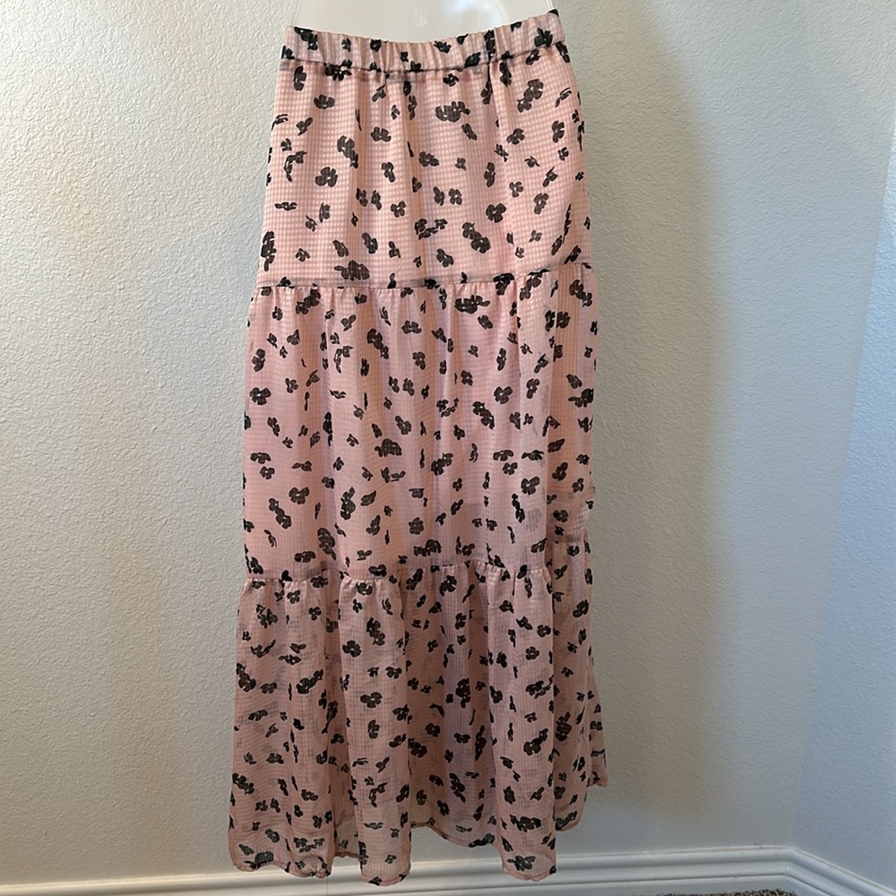 Leith NWT Pink Puff Floral Drift Tiered Maxi Skirt Size Large - Picture 9 of 11